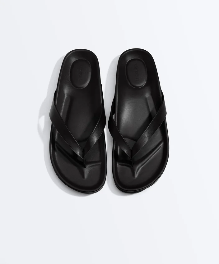 Strappy Flat Sandal Strappy Flat Sandal