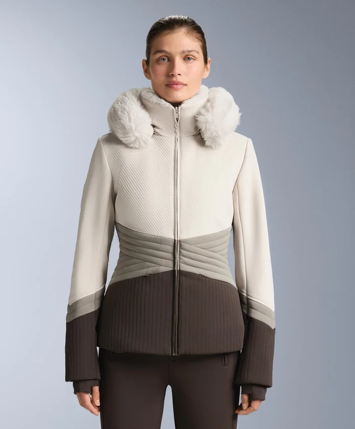 Super-Fitted Water-Resistant Colour-Block Primaloft® Ski Jacket Super-Fitted Water-Resistant Colour-Block Primaloft® Ski Jacket