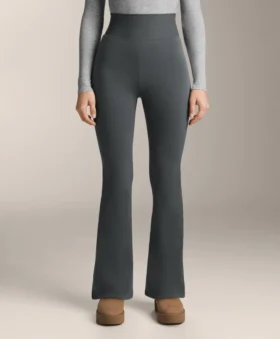 Super High Rise Seamless Extra Warm Rib Flare Trousers