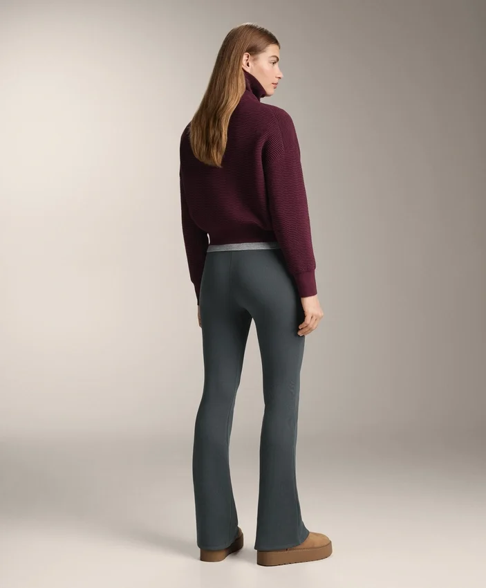 Super High Rise Seamless Extra Warm Rib Flare Trousers Super High Rise Seamless Extra Warm Rib Flare Trousers
