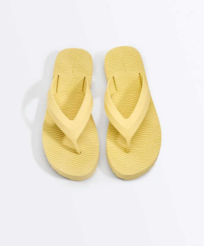 Textured Platform Beach Sandals Textured Platform Beach Sandals