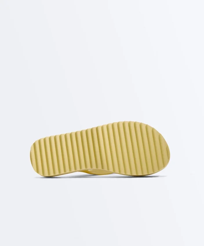 Textured Platform Beach Sandals Textured Platform Beach Sandals