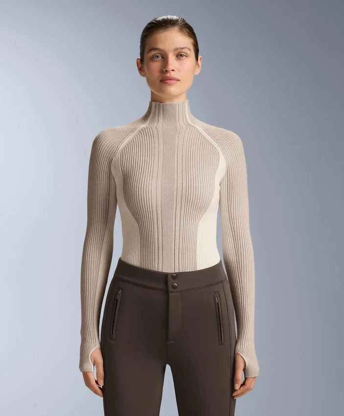 Thermal Base Layer T-Shirt with Contrast Rib Knit Thermal Base Layer T-Shirt with Contrast Rib Knit