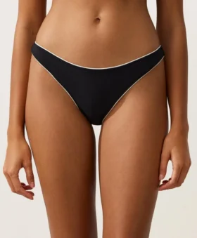 U-Cut Piping Medium-Coverage Bikini Briefs
