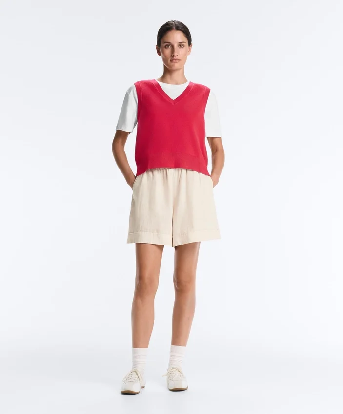 V-Neck Knit Vest V-Neck Knit Vest