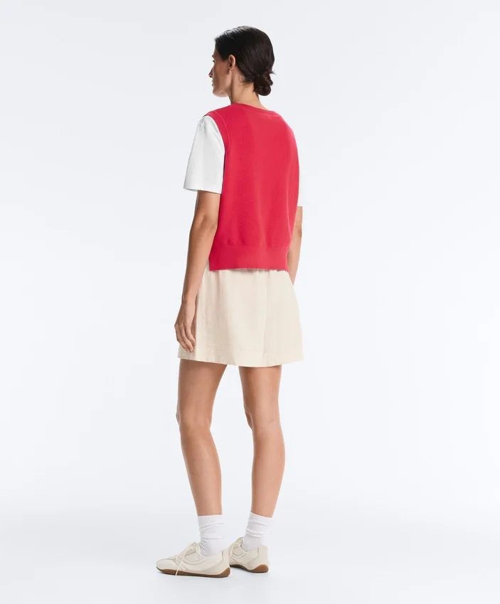 V-Neck Knit Vest V-Neck Knit Vest