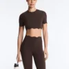 High-Rise Compressive Core Control Ankle-Length Leggings with Wave Detail High-Rise Compressive Core Control Ankle-Length Leggings with Wave Detail